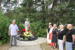 Пам'яті великого співака Анатолія Борисовича Солов'яненка