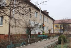 Ремонт дахів 8 будинків