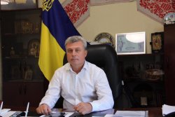 ВІТАННЯ КОЗИНСЬКОГО СЕЛИЩНОГО ГОЛОВИ В. В. ГАРТІКА З ДНЕМ НЕЗАЛЕЖНОСТІ
