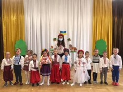 ЯК У ДИТЯЧИХ САДКАХ КОЗИНСЬКОЇ ТГ ДЕНЬ ЗАХИСНИКІВ УКРАЇНИ ВІДЗНАЧАЛИ
