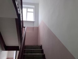 ОНОВЛЕНІ ПІД'ЇЗДИ БАГАТОКВАРТИРНОГО БУДИНКУ