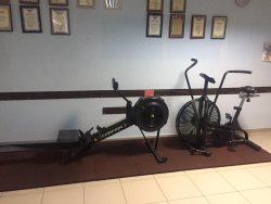 Нові тренажери для спортивної зали