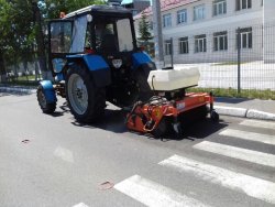 НОВА ТЕХНІКА ОПТИМІЗУВАЛА РОБОТУ КОМУНАЛЬНИХ СЛУЖБ КОЗИНА