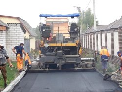 ДОРОЖНІ РОБОТИ ТРИВАЮТЬ!