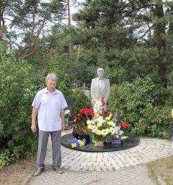 ПАМ'ЯТІ ВЕЛИКОГО СПІВАКА АНАТОЛІЯ БОРИСОВИЧА СОЛОВ'ЯНЕНКА