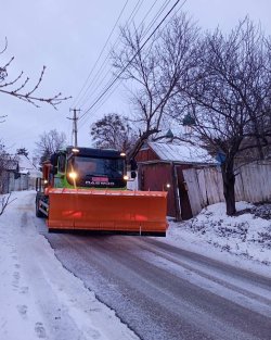 У КОМУНАЛЬНИКІВ КОЗИНСЬКОЇ ТГ З'ЯВИЛАСЬ НОВА ТЕХНІКА 