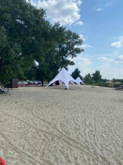 НОВІ ТЕНТИ НА ПЛЯЖАХ РІЧКИ КОЗИНКИ