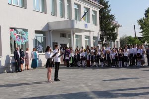 ПРОЩАВАЙ РІДНА ШКОЛА АБО ОСТАННІЙ ДЗВОНИК У НАВЧАЛЬНИХ ЗАКЛАДАХ КОЗИНСЬКОЇ ТГ