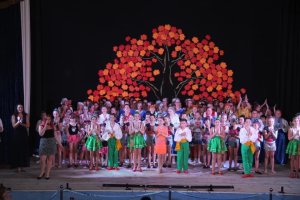 ДОРОГІ ПРАЦІВНИКИ КУЛЬТУРИ ТА МАЙСТРИ НАРОДНОГО МИСТЕЦТВА!