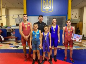 НОВІ ЗДОБУТКИ БОРЦІВ З КОЗИНА