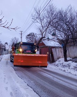 У КОМУНАЛЬНИКІВ КОЗИНСЬКОЇ ТГ З'ЯВИЛАСЬ НОВА ТЕХНІКА